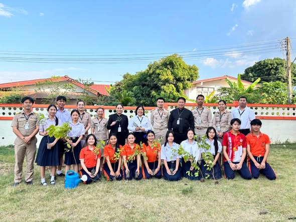 598754398_1664661371624172_6964844064840301009_n